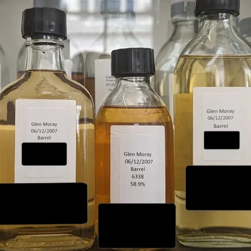 The cask sample in the middle is from this cask share #099 - Fadandel.dk